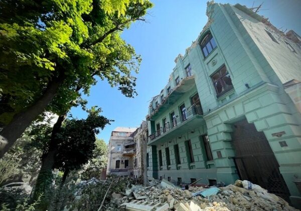 В Одессе начала работу группа по поврежденным объектам культурного наследия: для горожан развернут модульные дома В Одессе начала работу группа по поврежденным объектам культурного наследия: для горожан развернут модульные дома