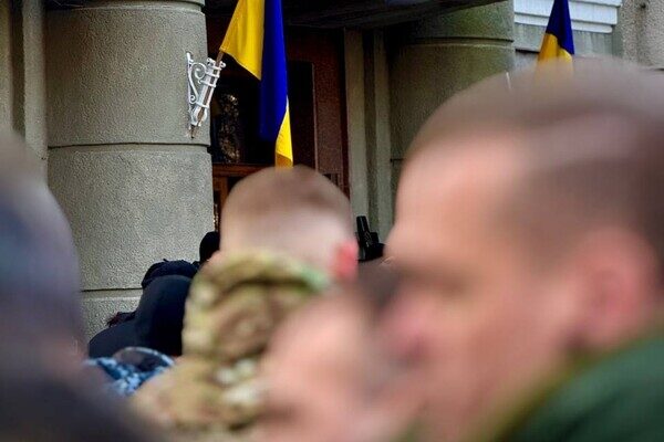 В Одессе простились с военным, который погиб на Запорожском направлении В Одессе простились с военным, который погиб на Запорожском направлении