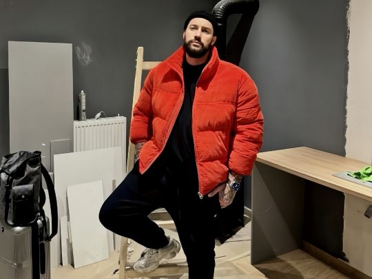 &laquo;Досить веселитися, їдь в&nbsp;Авдіївку&raquo;: українці розгнівані на&nbsp;співака, який ховається від війни за&nbsp;кордоном