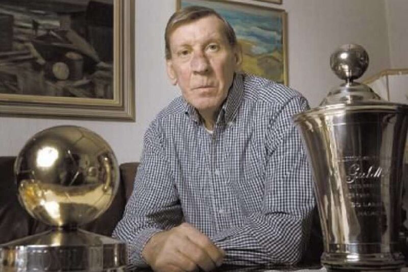Помер знаменитий учасник трьох чемпіонатів світу з&nbsp;футболу, якому встановили статую за&nbsp;життя (фото)