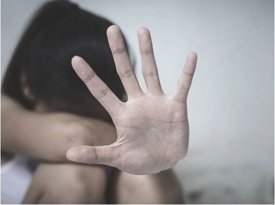 Прийшла в гості до рідного дядька і поплатилася за довіру: на Київщині чоловік зґвалтував 14-річну племінницю