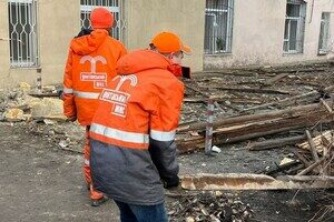 Атака "шахедами" по Одессе повредила 15 домов: где развернули оперативные штабы для помощи (обновлено)
