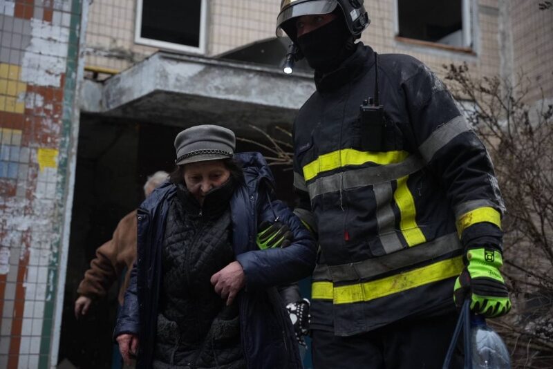 Три райони Київської області постраждали внаслідок обстрілу 2 січня, є&nbsp;жертви (фото, відео)