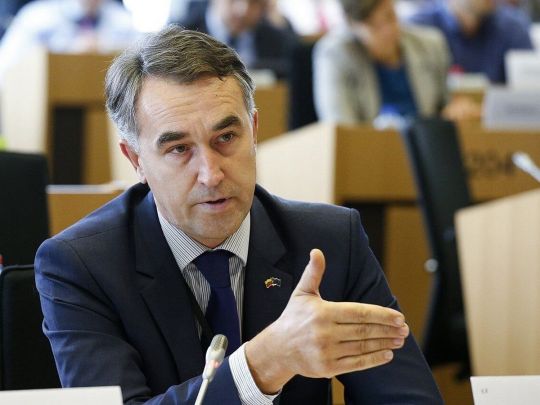 «Все ще існує прірва між потребами України та нашими діями»: євродепутат закликає прискорити озброєння України