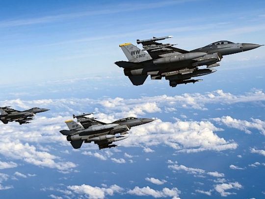 США відправили в Україну списані винищувачі F-16: чому це важливо
