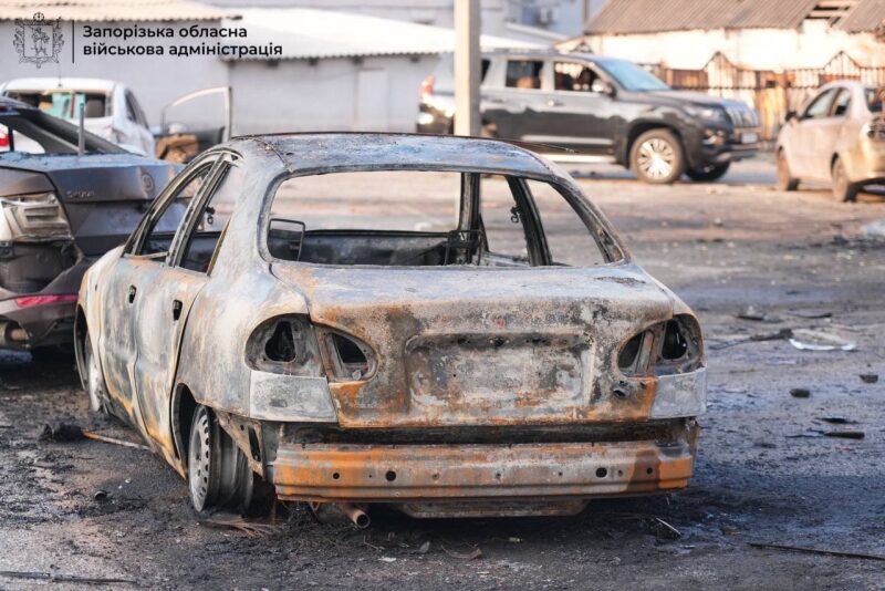 Окупанти атакували Запоріжжя &laquo;шахедами&raquo;: в&nbsp;місті є&nbsp;постраждалі (фото)