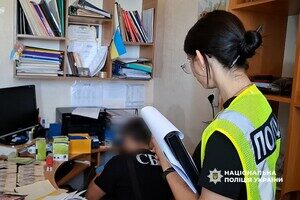 Оформление пенсии за 400 евро: в Одесской области чиновница горсовета поймалась на взятке
