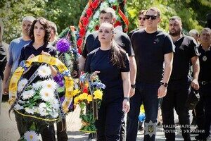Защищал Украину на Донецком направлении: в Одесской области простились с полицейским Сергеем Маглой
