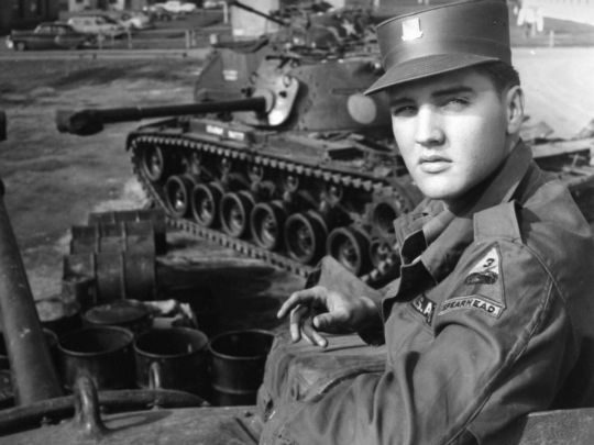 &laquo;Армія зробить з&nbsp;тебе чоловіка, синку!&raquo;: як&nbsp;американський король рок-н-ролу Елвіс Преслі опинився на&nbsp;службі в&nbsp;танковій дивізії США в&nbsp;Західній Німеччині