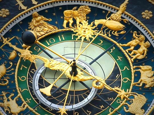 Близнюкам сьогодні краще відпочити, а&nbsp;Козерогам випаде шанс піднятися кар'єрними сходами: гороскоп на&nbsp;26 вересня