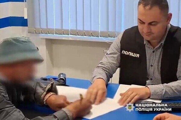Уничтоженные киоски и дома базы отдыха: в Одесской области задержали поджигателя