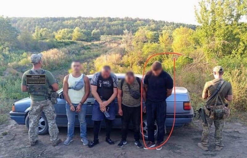 Колишнього воротаря &laquo;Динамо&raquo; та&nbsp;&laquo;Шахтаря&raquo; затримали при спробі втекти з&nbsp;України (фото)