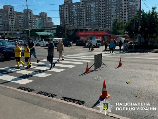 Збила військову на&nbsp;переході в&nbsp;Києві: нетвереза водійка втекла з&nbsp;місця ДТП (фото)