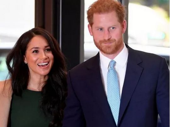 Вони не&nbsp;можуть налагодити стосунки у&nbsp;своїх сім&rsquo;ях: Гаррі та&nbsp;Меган Маркл засудили за&nbsp;отримання нагороди