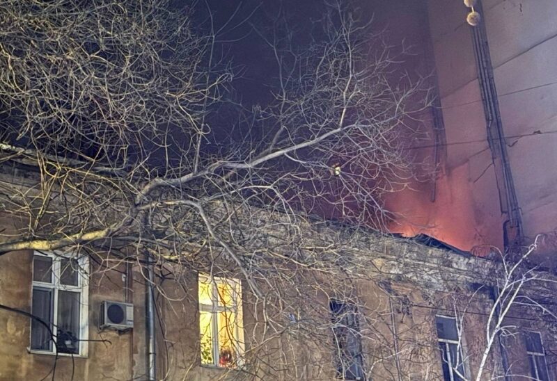 Вночі ворог вдарив із&nbsp;артилерії по&nbsp;житлових районах Херсона та&nbsp;Нікополя: що&nbsp;відомо (фото)
