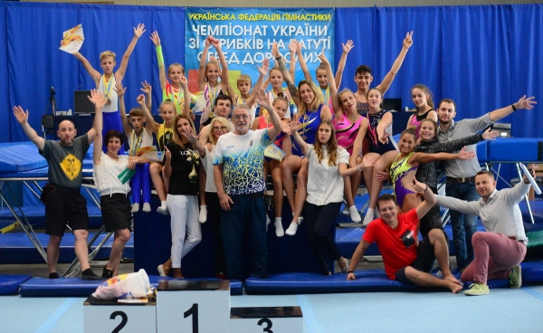 Стрибки на батуті. Бути, чи не бути олімпійському виду спорту в Одесі?