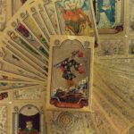 Ракам — «Дев’ятка Кубків» і маленькі радості, Стрільцям — «Шут», легкість у коханні і контроль імпульсивних витрат: Таро-прогноз на 11 січня