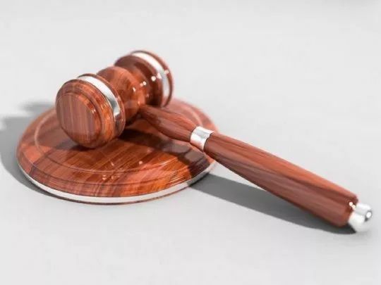 Швейцарія змусила українського біженця повернути &euro;&nbsp;72 тисячі соціальної допомоги