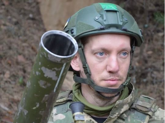 &laquo;Почувала&nbsp;б себе набагато гірше, якби не&nbsp;пішла на&nbsp;фронт&raquo;: режисер та&nbsp;небінарна персона Антоніна Романова про чотири роки служби в&nbsp;армії