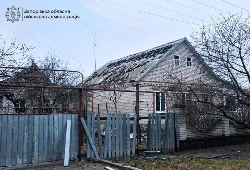 Майже сотня дронів атакувала Україну: влучання зафіксовані у&nbsp;шести локаціях, є&nbsp;загиблі (фото)