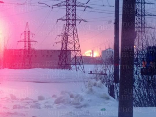 У&nbsp;Тольятті палає один із&nbsp;провідних хімзаводів рф: місцеві повідомляють про вибухи та&nbsp;пожежу (фото)