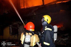 РФ ударила по Одессе ракетами и дронами: есть погибшие и десятки пострадавших (обновлено)
