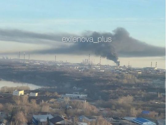Безпілотники атакували нафтовий гігант в&nbsp;Уфі: вирує пожежа (фото, відео)