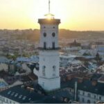 Громадянин Австралії публічно наклав на себе руки у Львові (фото)