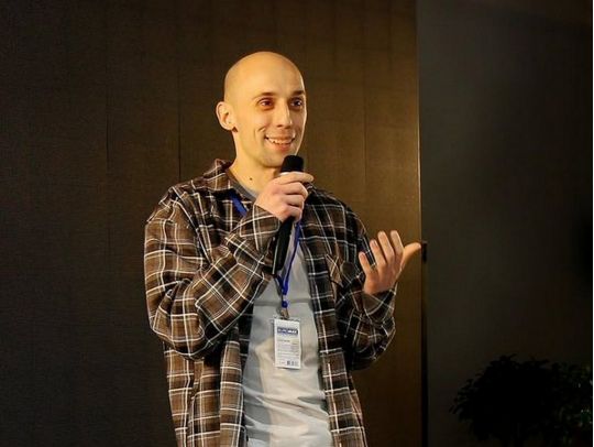 &laquo;Я&nbsp;впав у&nbsp;кому. Лікарі сказали рідним, щоби прощалися зі&nbsp;мною&raquo;: ветеран після ампутації відкрив дитячу IT-школу