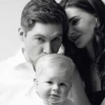 Не втеча, а вибір: Остапчук із родиною пояснили свій намір емігрувати з України