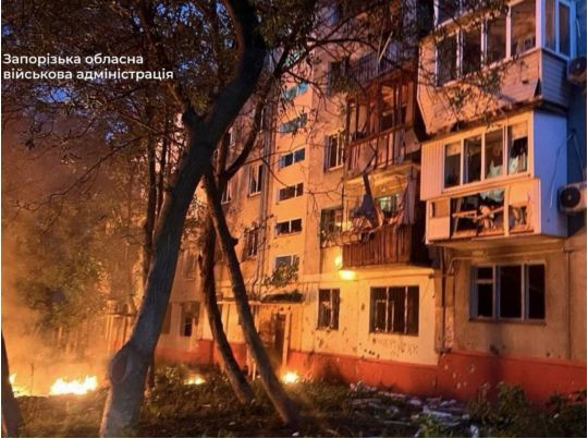 Багатоквартирні будинки пошкоджено у&nbsp;Запоріжжі внаслідок масованої атаки ворога