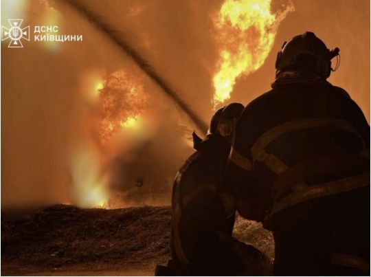 Сотні дронів ворога атакували Україну вночі: вибухи лунали під Києвом, на&nbsp;Дніпропетровщині, Одещині, Харківщині (фото)